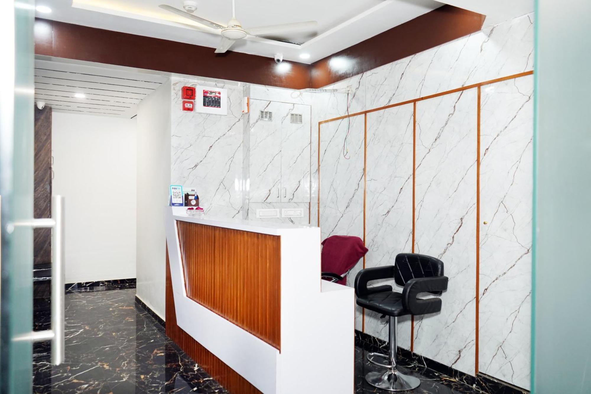 גנדהינאגר Hotel Pr Villa מראה חיצוני תמונה